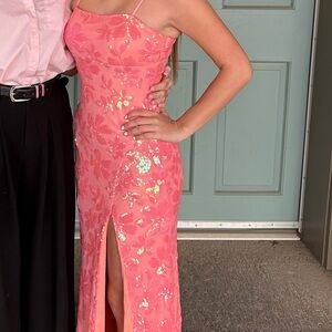 dillards (honey and rosie) prom dress, size medium